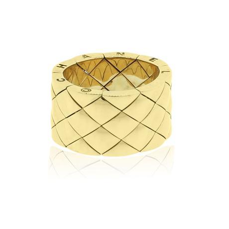 Chanel yellow gold matelasse ring