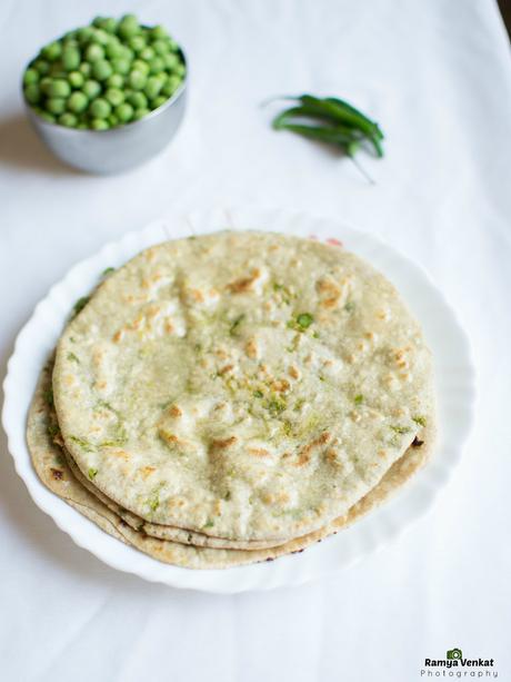 peas paratha- green peas paratha