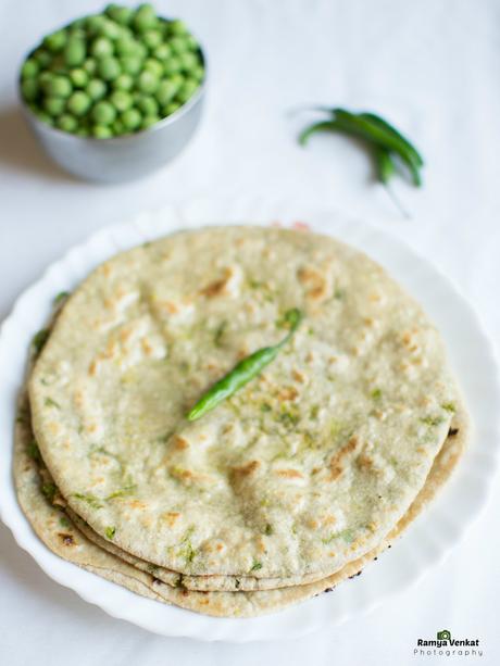 peas paratha- green peas paratha