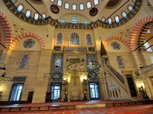 Splendid interior decoration of Süleymaniye Mosque.