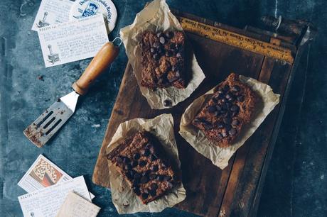 How To Use Leftover Ganache: Dark Chocolate Almond Butter Brownies (gluten free) // www.WithTheGrains.com