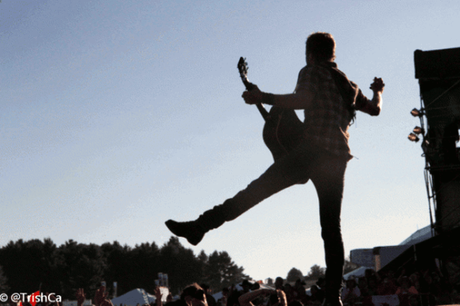 Dierks Bentley Boots and Hearts 2013 Stage