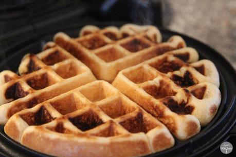 Vegan (Eggless) Waffles Vegan (Eggless) Waffles