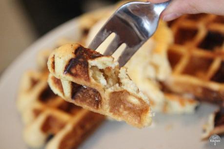 Vegan (Eggless) Waffles Vegan (Eggless) Waffles