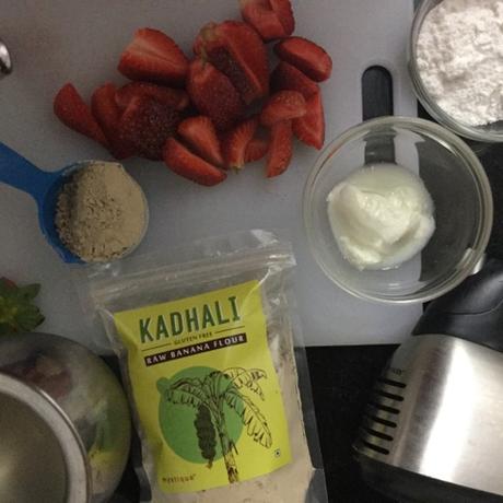 Strawberry and Banana Parfait And Kadhali -Raw Banana Flour