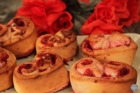 Heart Shaped Raspberry Rolls Heart Shaped Raspberry Rolls