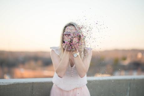 Valentine's Day Photoshoot with confetti