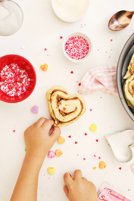 How To Make Heart Cinnamon Rolls With Your Kids