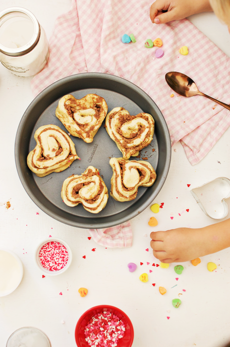 How To Make Heart Cinnamon Rolls With Your Kids