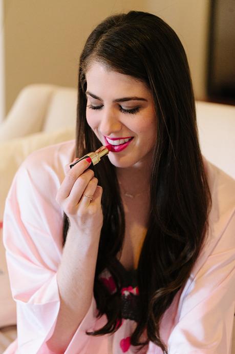 bobbi-brown-neon-pink-lipstick