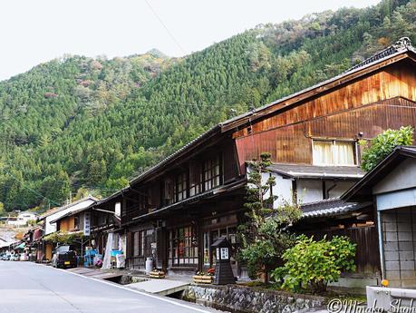 水舟のせせらぎが響く須原宿 / Suhara-juku, with murmuring water