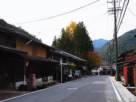 水舟のせせらぎが響く須原宿 / Suhara-juku, with murmuring water
