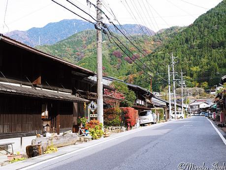 水舟のせせらぎが響く須原宿 / Suhara-juku, with murmuring water
