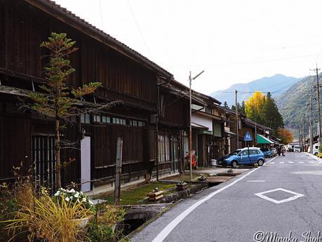 水舟のせせらぎが響く須原宿 / Suhara-juku, with murmuring water
