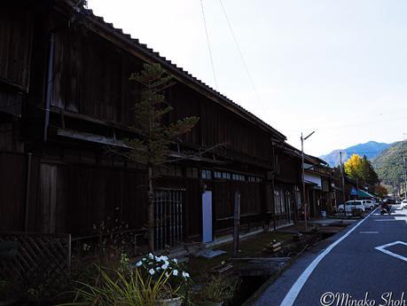 水舟のせせらぎが響く須原宿 / Suhara-juku, with murmuring water