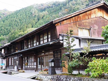 水舟のせせらぎが響く須原宿 / Suhara-juku, with murmuring water