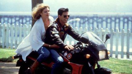 Top 100 Romantic Films: 51-60 top_gun_film_still_a_l_zpsg5dovngs