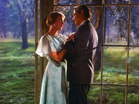 ht_sound_of_music_julie_andrews_sk_150316_4x3_992_zpsgtauvad9