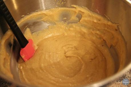 Pumpkin Spiced Cupcakes with Cinnamon Cream Cheese Frosting