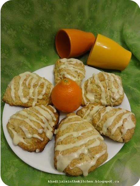 SCONES À L’ORANGE / ORANGE SCONES / SCONES DE NARANJA / خبز (السكون) بالبرتقال