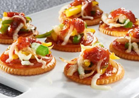 Top 10 Snacktastic Ways To Eat Ritz Crackers