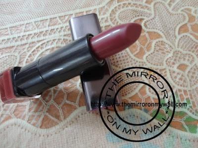 CoverGirl Colorlicious Lipstick in Ravish Ravir 3083.JPG