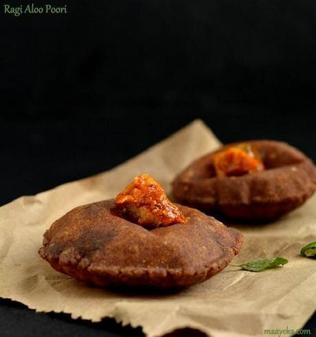 ragi aloo poori