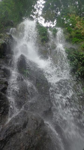 Chasing Lakes and Waterfalls in Occidental Mindoro