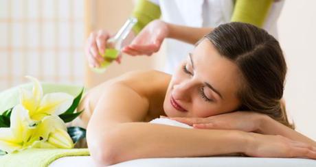 Body Massage Oil For Glowing Skin