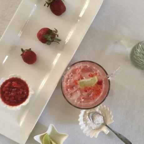 Strawberry Lemonade -Summer is Coming