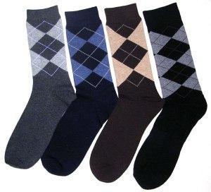 argyle-pattern-socks