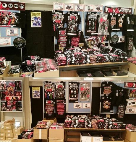 What Your Band Needs To Know At The Merch Stand