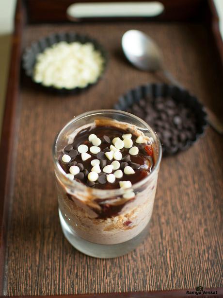 chocolate yogurt trifle recipe - easy dessert recipes