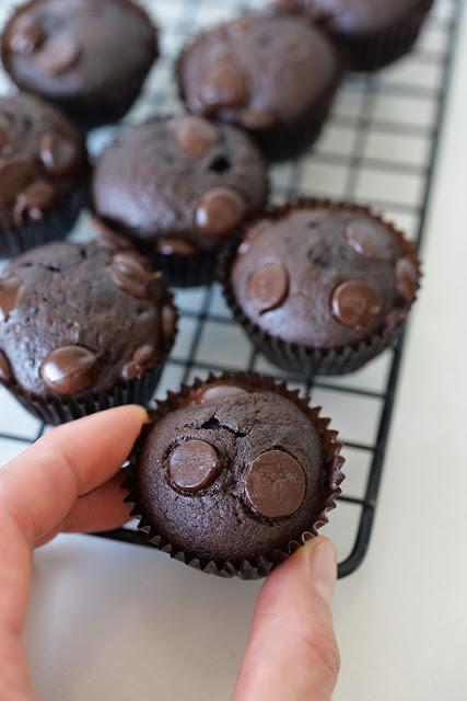 Easy Mix and Bake Double Chocolate Mayonnaise Muffin Cakes