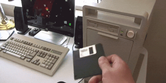 Get a Dose of Nostalgia With This Groovy 118 GB Floppy Disk