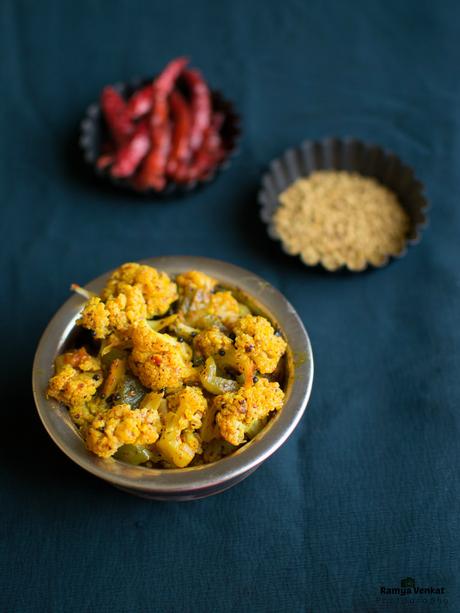 achari gobhi recipe - cauliflower curry