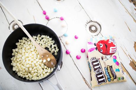 Easter Basket Gift Idea With Popcorn Sundae Treats