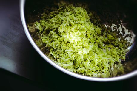 How to make Cauliflower Rice ///