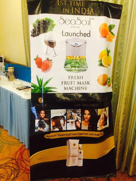The Most Innovative Launch This Women's Day--The Seasoul Cosmetics Fruit Mask Making Machine!