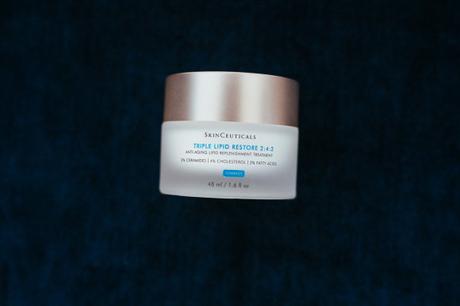Dallas Blogger Amy Havins shares her beauty tips with the new SkinCeuticals Triple Lipid Restore.