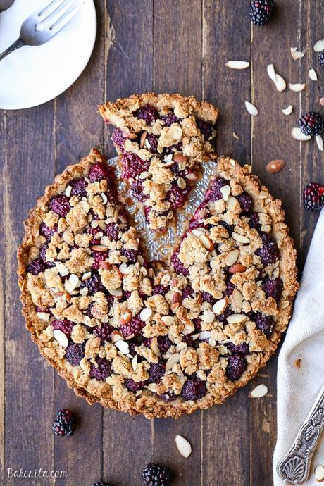 This quick and easy Blackberry Crisp Tart has an oatmeal crust and fresh blackberries! This recipe is gluten-free, refined sugar-free and vegan.