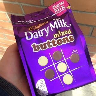 Cadbury Dairy Milk Mixed Buttons (White & Milk Chocolate)
