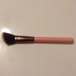 MARCH 2016 GLOSSY BOX REVIEW IMG_5615