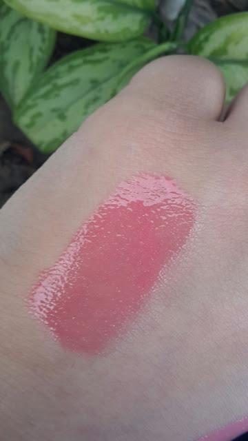 L'Oreal Paris Color Riche Extraordinaire Liquid Lipstick In Rose Symphony Review and Swatches!