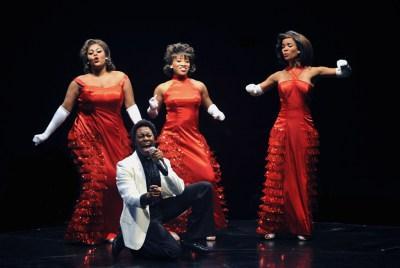 Dreamgirls-Marriott-Theatre-Jimmy-and-Dreamettes-2