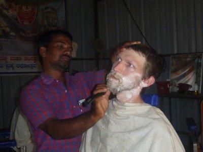 Beardslashing in India: Top 1 Sight in Hampi – Me Getting My Beard Chopped Off Getting my beard chopped off in Hampi, India