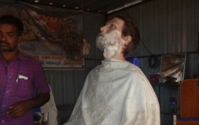 Beardslashing in India: Top 1 Sight in Hampi – Me Getting My Beard Chopped Off Backpacking in India: Top 1 Sight in Hampi – Me Getting My Beard Slashed