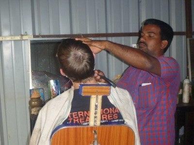 Beardslashing in India: Top 1 Sight in Hampi – Me Getting My Beard Chopped Off Getting my beard chopped off in Hampi, India