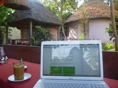Backpacking in India: Staying in Paradise at Mowgli Guest House in Virupapuragaddi, Hampi Working at Mowgli Guest House, India