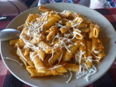 Backpacking in India: Staying in Paradise at Mowgli Guest House in Virupapuragaddi, Hampi Pasta at Mowgli